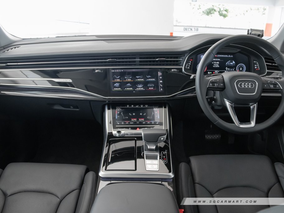 https://i.i-sgcm.com/new_cars/cars/12380/12380_g25