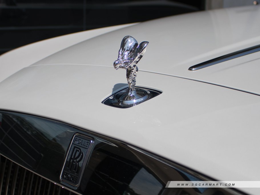 https://i.i-sgcm.com/new_cars/cars/12381/12381_g10