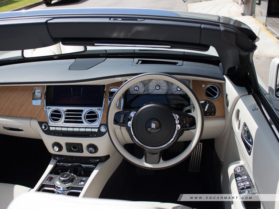 https://i.i-sgcm.com/new_cars/cars/12381/12381_g28
