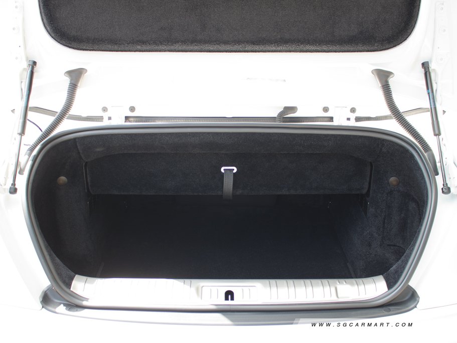 https://i.i-sgcm.com/new_cars/cars/12381/12381_g47