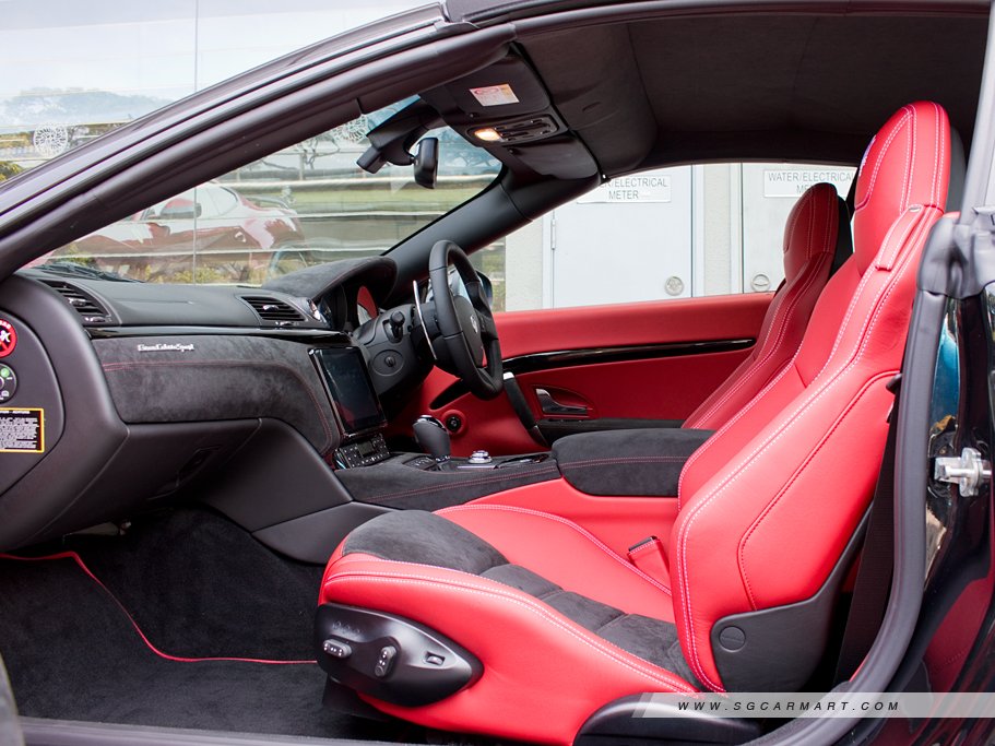 https://i.i-sgcm.com/new_cars/cars/12382/12382_g16