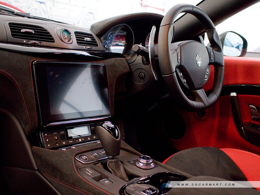 https://i.i-sgcm.com/new_cars/cars/12382/12382_g9