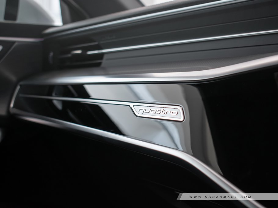 https://i.i-sgcm.com/new_cars/cars/12385/12385_g43