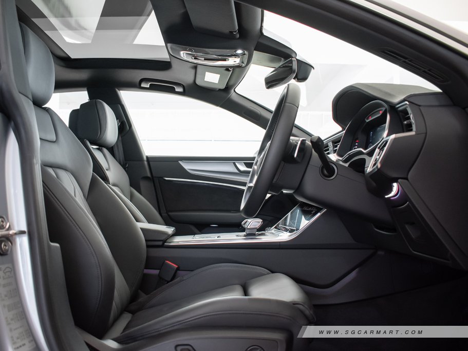 https://i.i-sgcm.com/new_cars/cars/12385/12385_g44