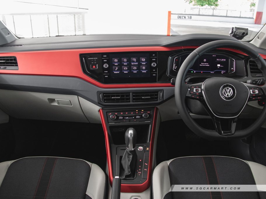https://i.i-sgcm.com/new_cars/cars/12387/12387_g52