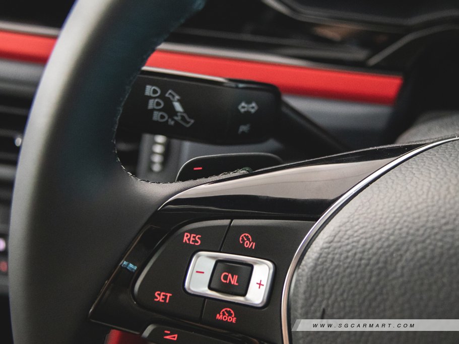 https://i.i-sgcm.com/new_cars/cars/12387/12387_g54
