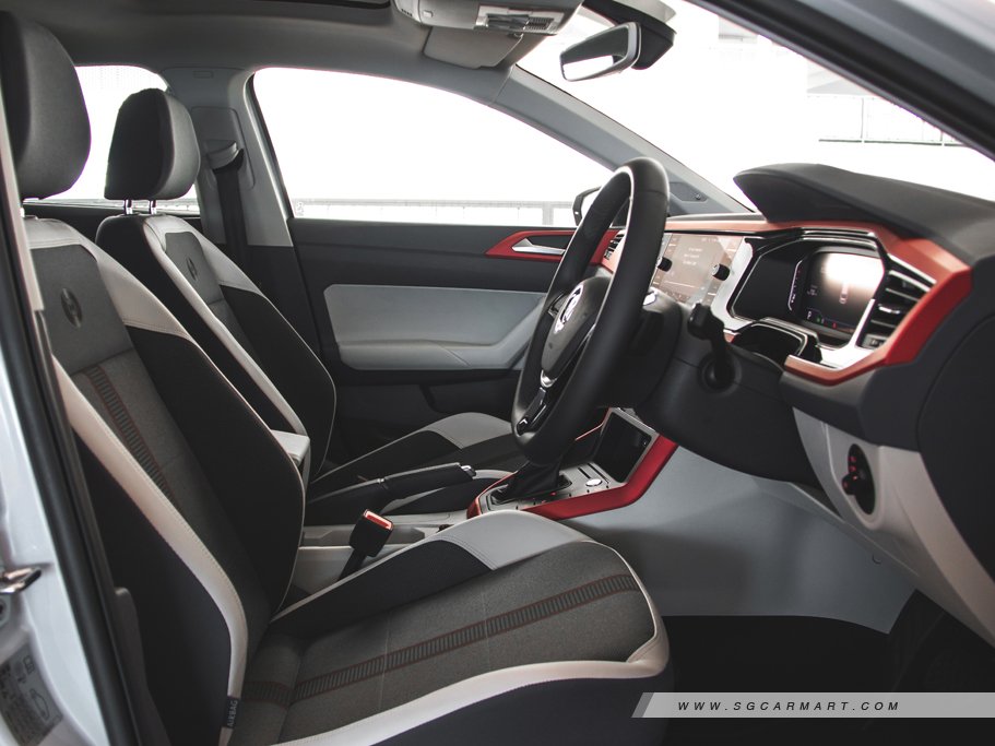 https://i.i-sgcm.com/new_cars/cars/12387/12387_g64