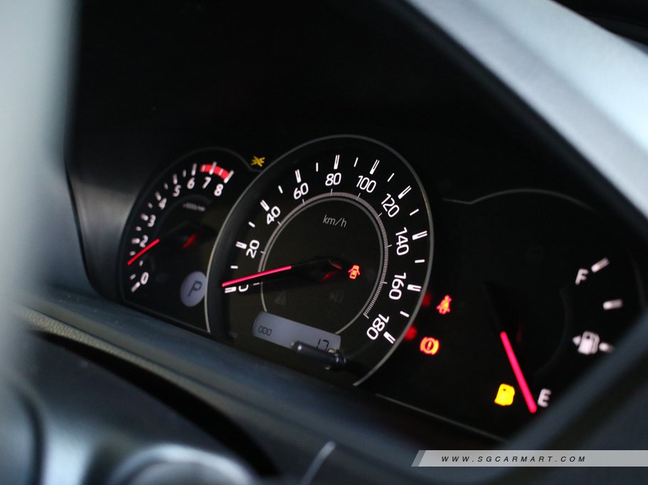 https://i.i-sgcm.com/new_cars/cars/12390/12390_g14