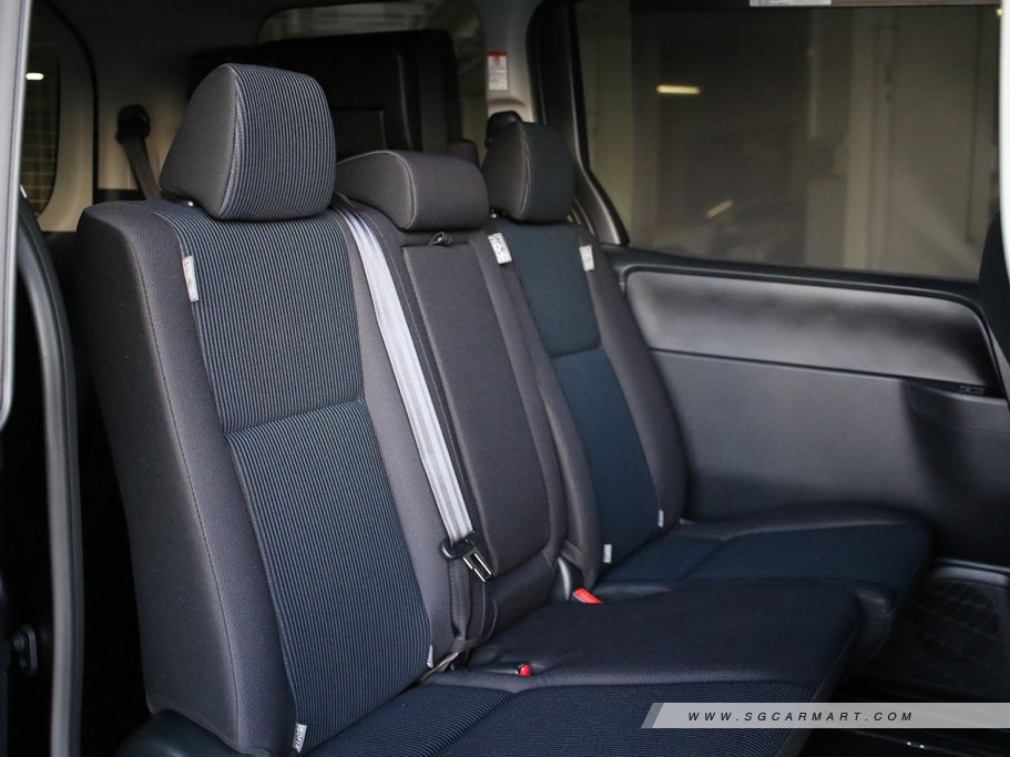 https://i.i-sgcm.com/new_cars/cars/12390/12390_g16