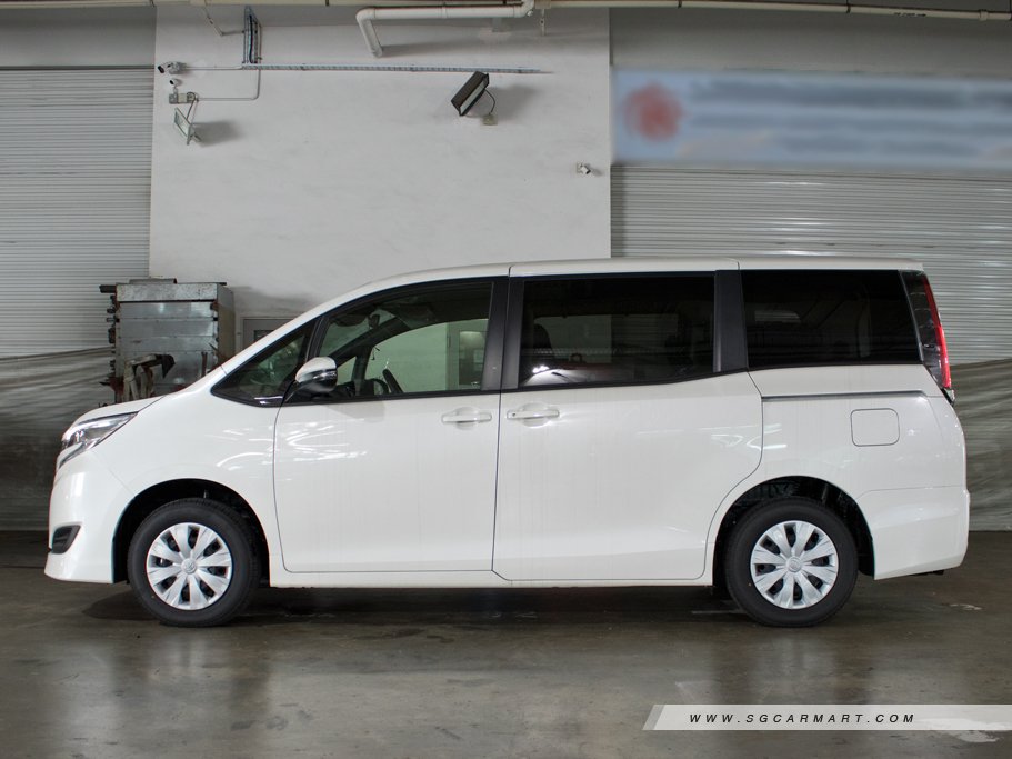 https://i.i-sgcm.com/new_cars/cars/12390/12390_g19