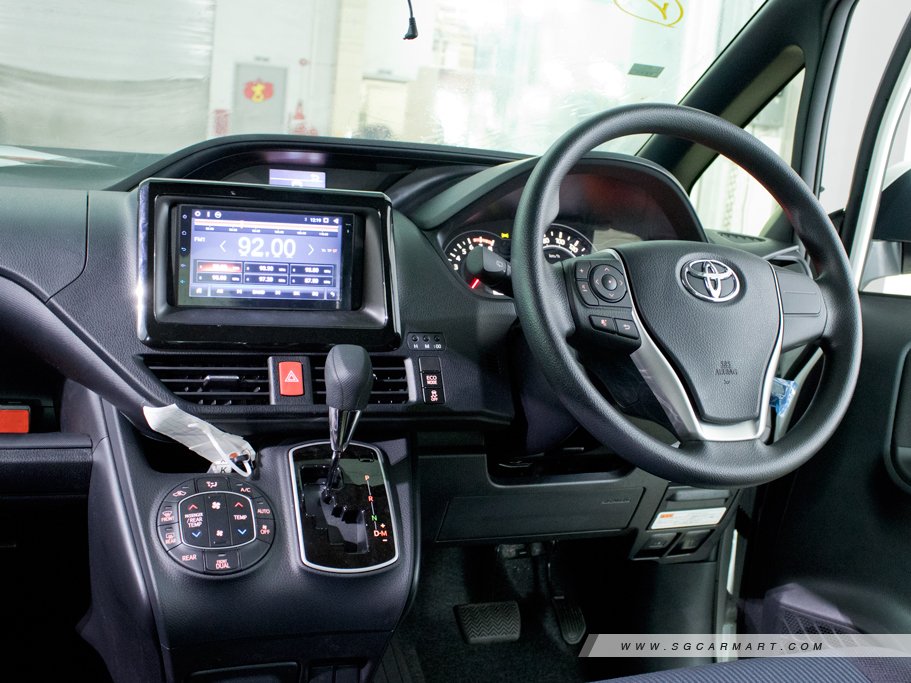 https://i.i-sgcm.com/new_cars/cars/12390/12390_g29