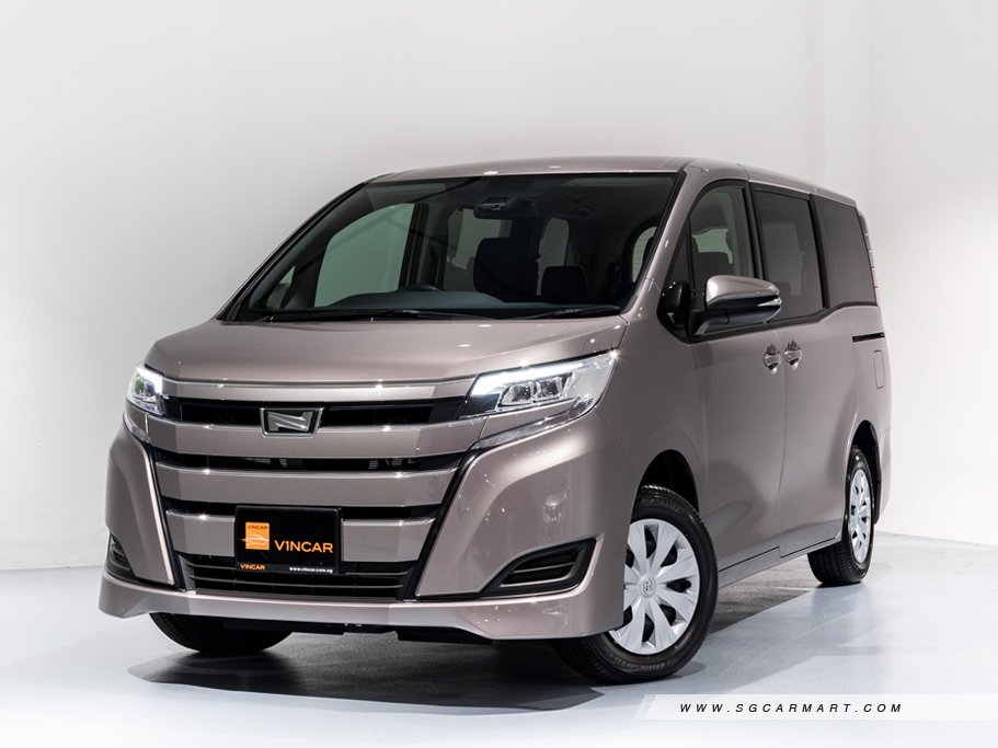 https://i.i-sgcm.com/new_cars/cars/12390/12390_g37