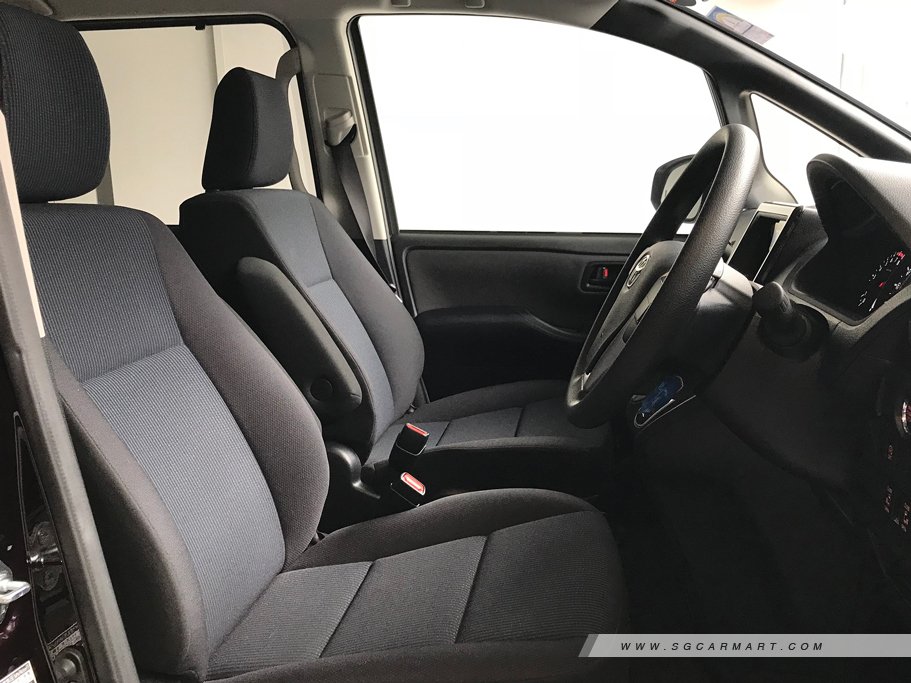 https://i.i-sgcm.com/new_cars/cars/12390/12390_g4