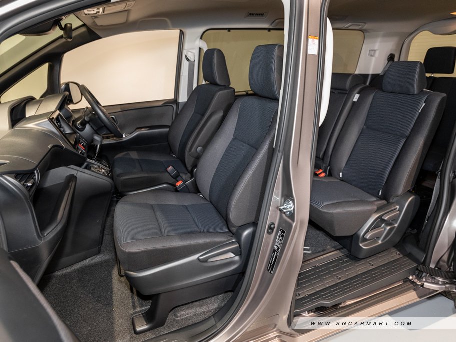 https://i.i-sgcm.com/new_cars/cars/12390/12390_g50