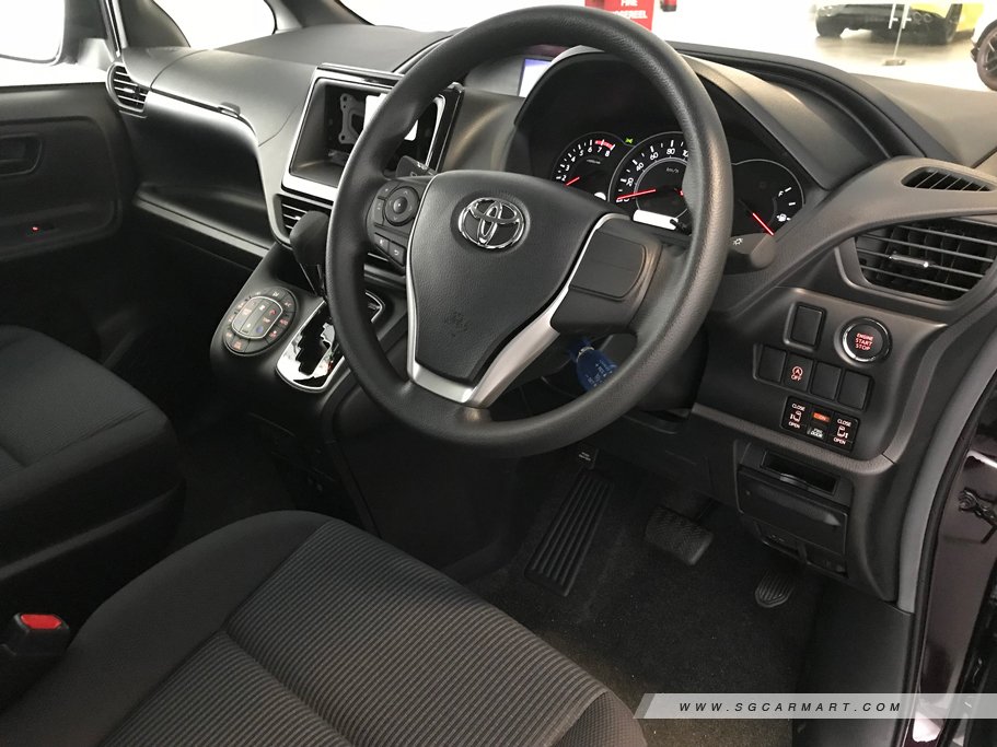 https://i.i-sgcm.com/new_cars/cars/12390/12390_g5