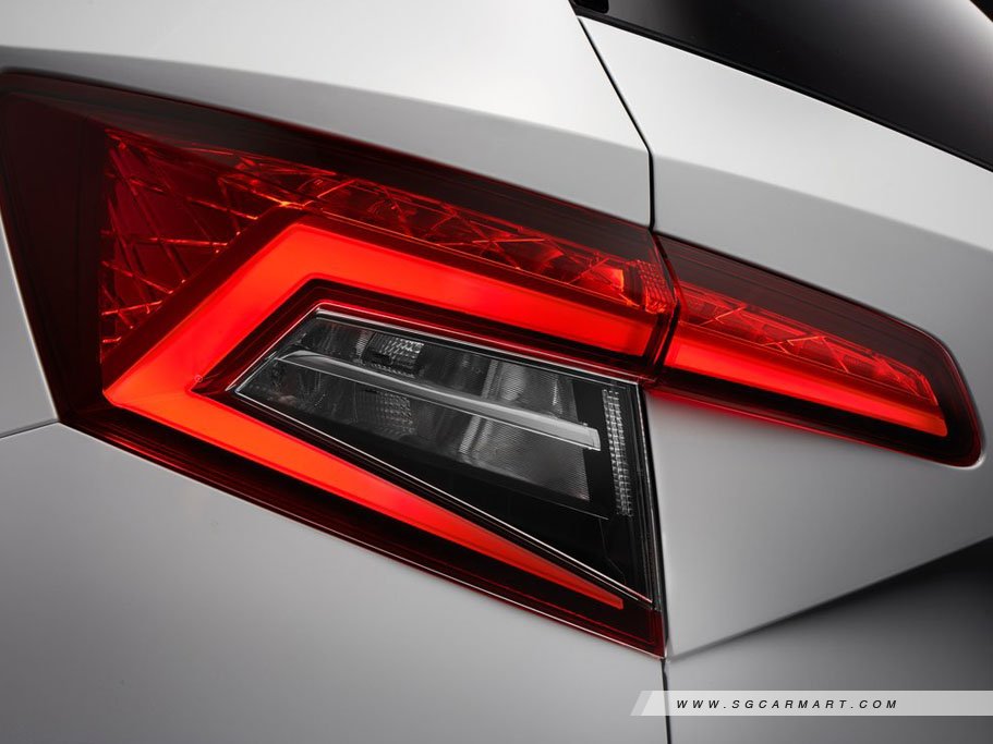 https://i.i-sgcm.com/new_cars/cars/12391/12391_g17