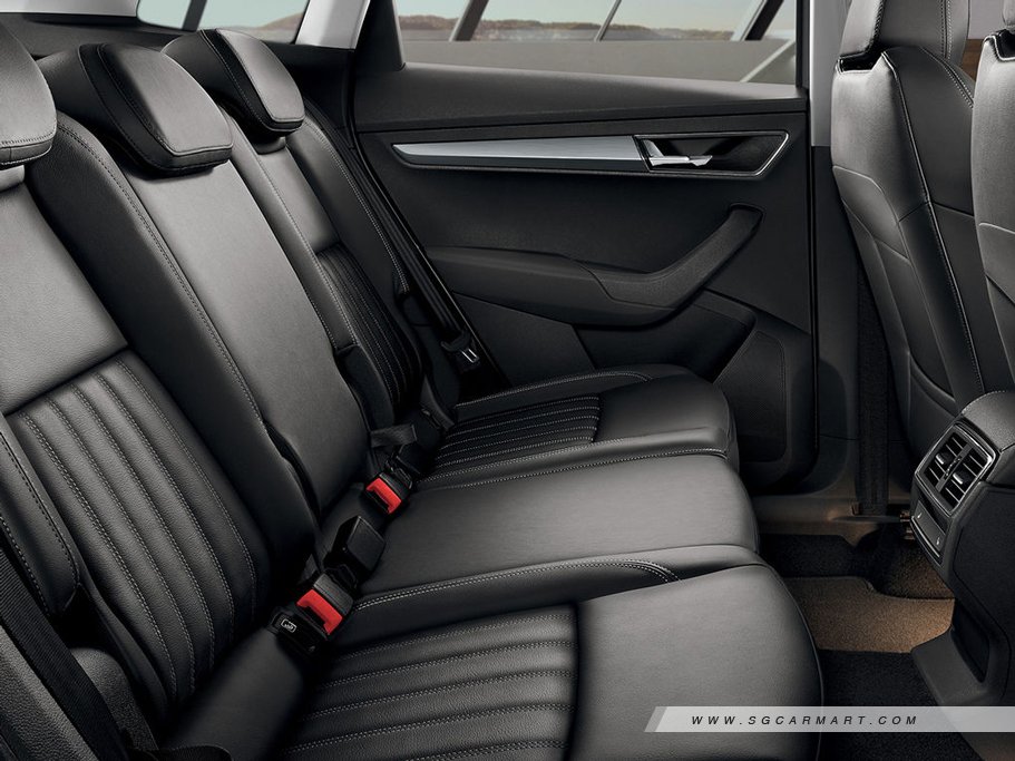 https://i.i-sgcm.com/new_cars/cars/12391/12391_g23