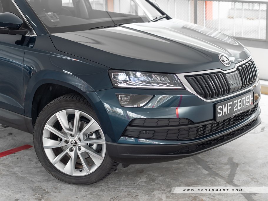 https://i.i-sgcm.com/new_cars/cars/12391/12391_g37