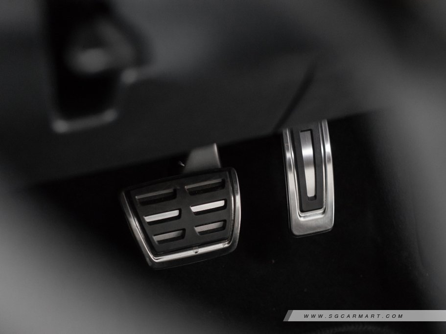 https://i.i-sgcm.com/new_cars/cars/12391/12391_g45