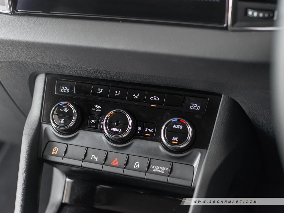 https://i.i-sgcm.com/new_cars/cars/12391/12391_g49