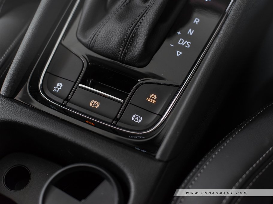 https://i.i-sgcm.com/new_cars/cars/12391/12391_g51