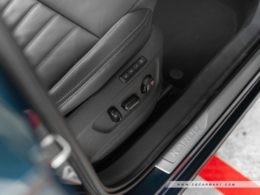 https://i.i-sgcm.com/new_cars/cars/12391/12391_g54
