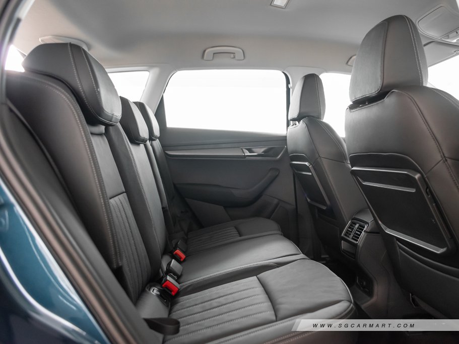 https://i.i-sgcm.com/new_cars/cars/12391/12391_g56