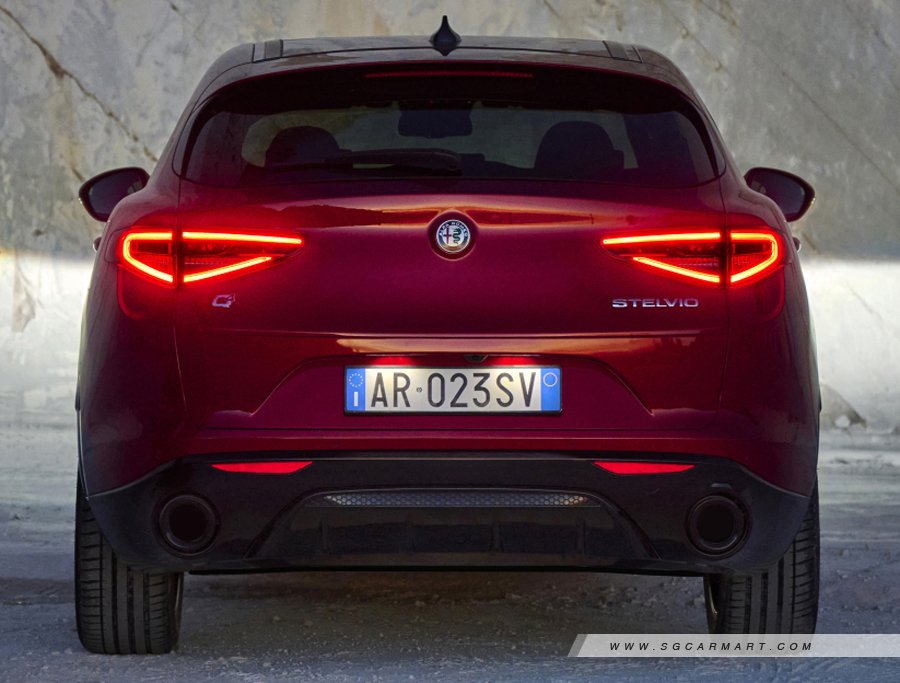 https://i.i-sgcm.com/new_cars/cars/12392/12392_g104