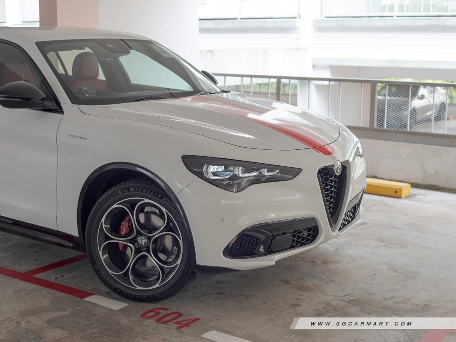 https://i.i-sgcm.com/new_cars/cars/12392/12392_g112