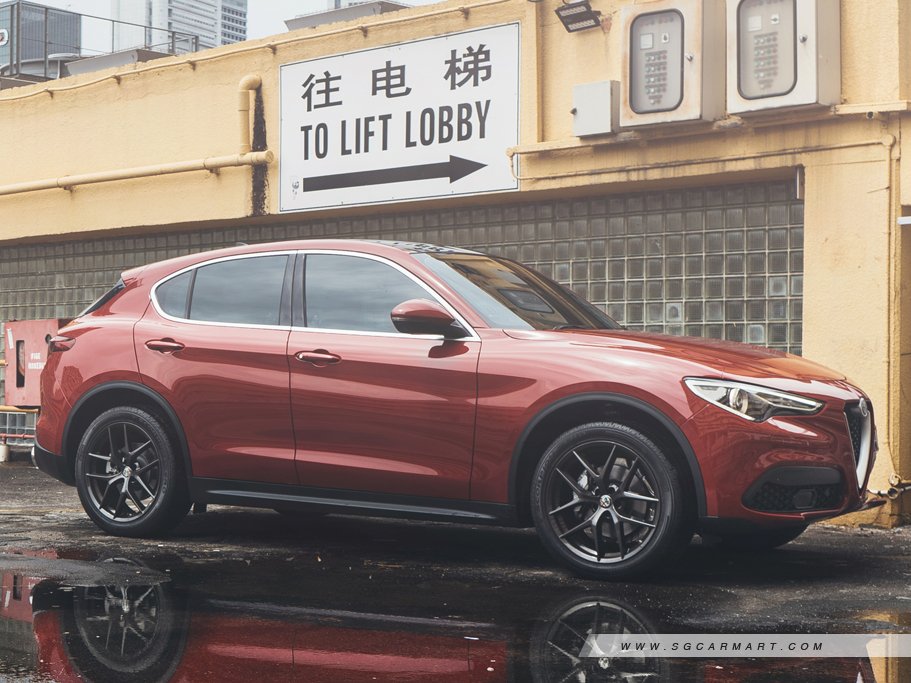 https://i.i-sgcm.com/new_cars/cars/12392/12392_g22