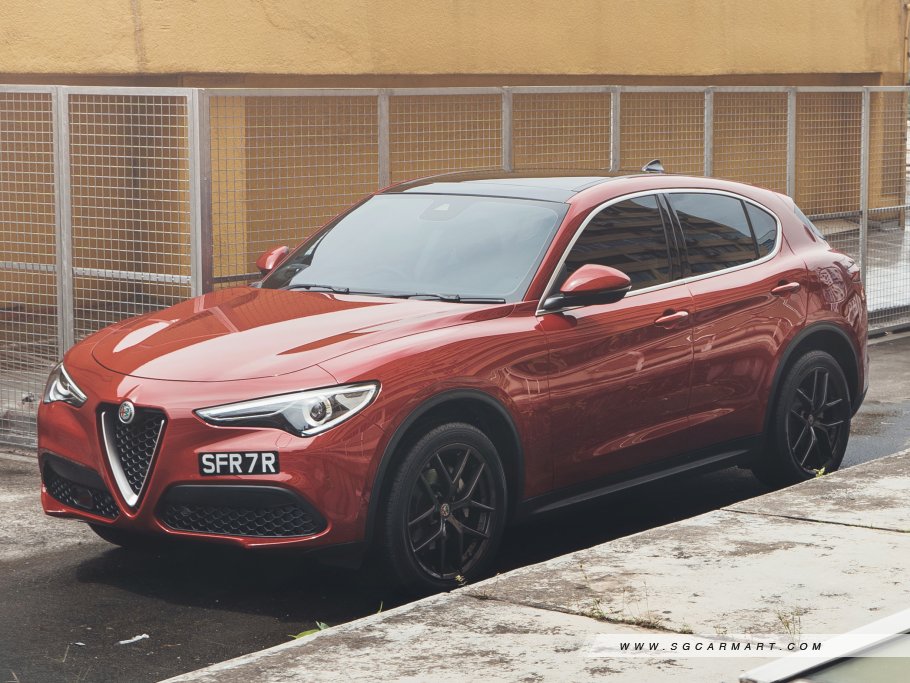 https://i.i-sgcm.com/new_cars/cars/12392/12392_g23