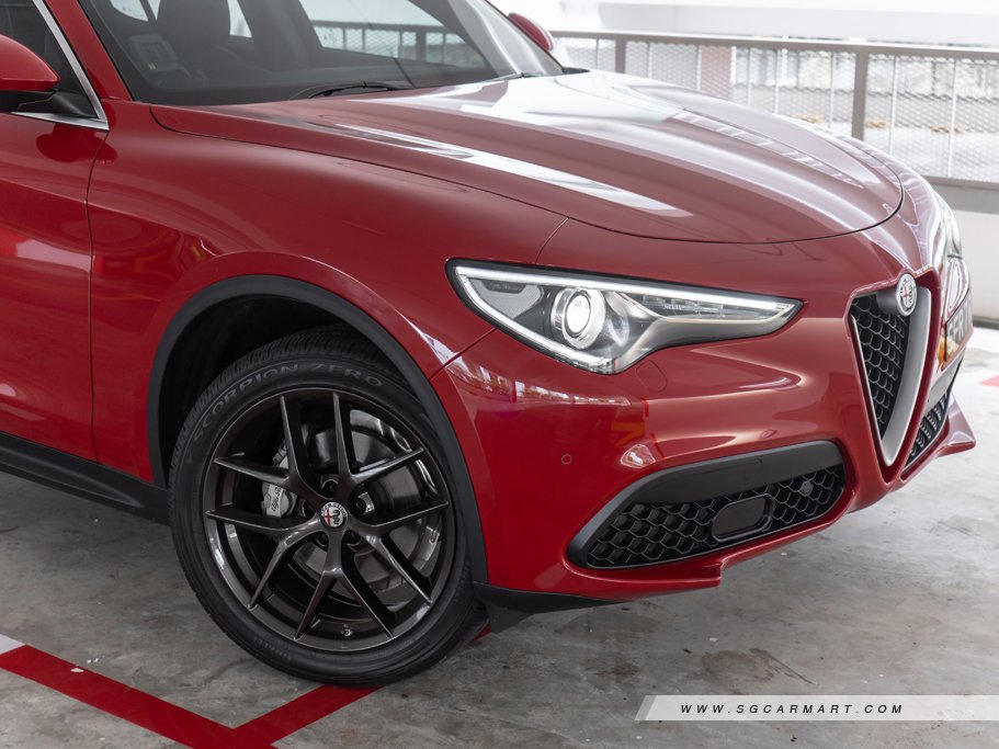https://i.i-sgcm.com/new_cars/cars/12392/12392_g31