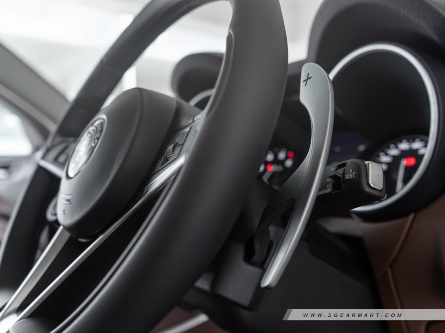 https://i.i-sgcm.com/new_cars/cars/12392/12392_g42