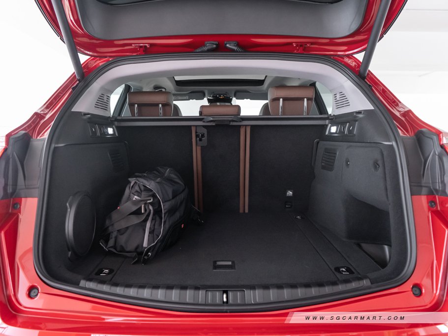 https://i.i-sgcm.com/new_cars/cars/12392/12392_g55