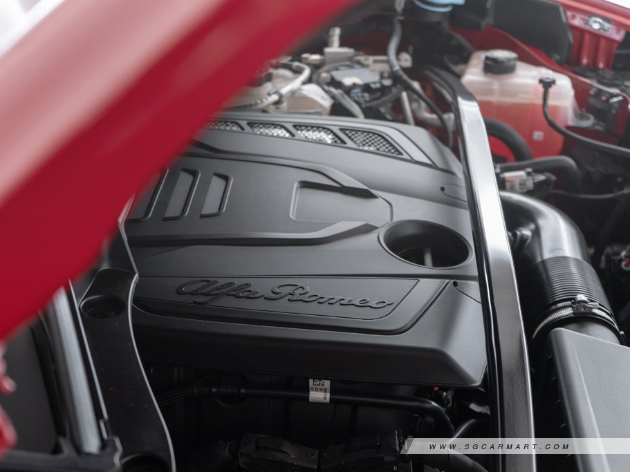 https://i.i-sgcm.com/new_cars/cars/12392/12392_g57