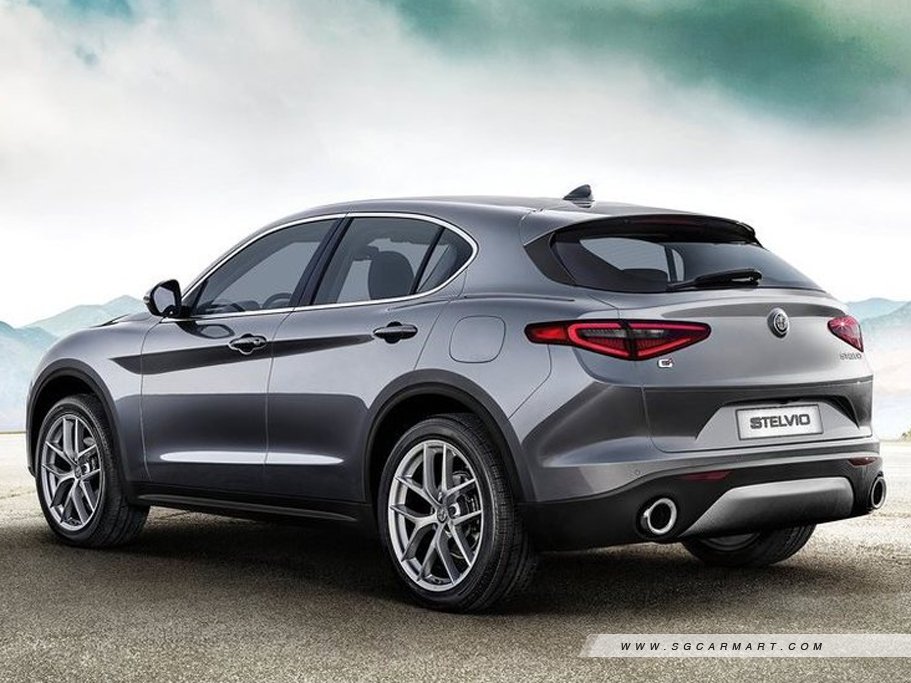 https://i.i-sgcm.com/new_cars/cars/12392/12392_g82