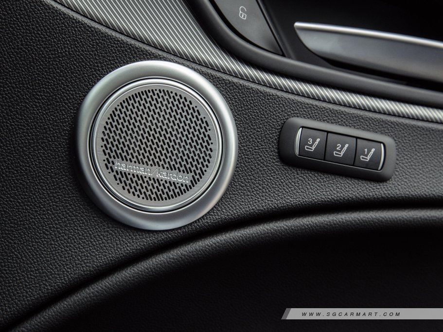 https://i.i-sgcm.com/new_cars/cars/12392/12392_g95