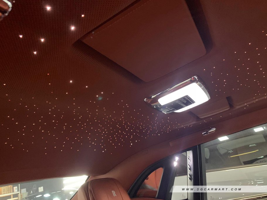 https://i.i-sgcm.com/new_cars/cars/12398/12398_g27