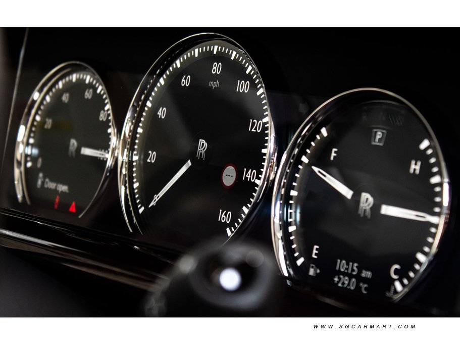 https://i.i-sgcm.com/new_cars/cars/12398/12398_g44