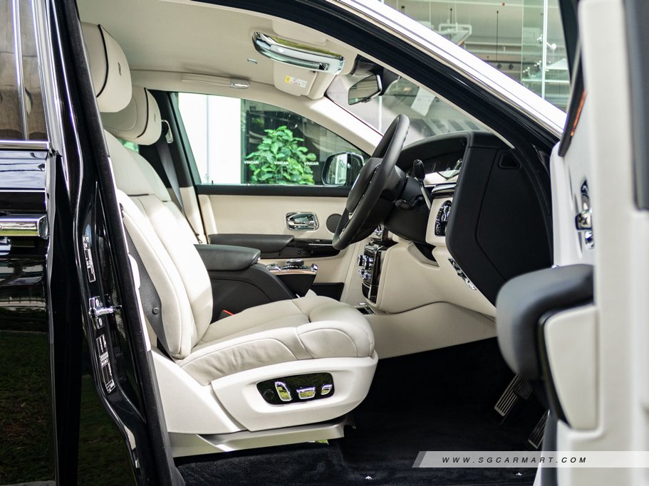 https://i.i-sgcm.com/new_cars/cars/12398/12398_g45