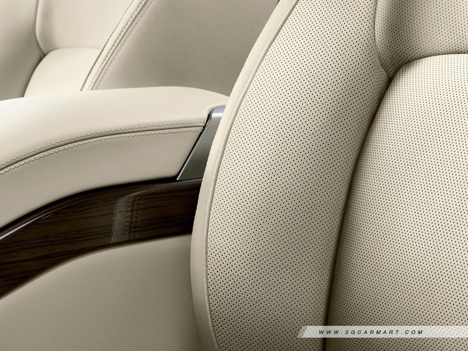 https://i.i-sgcm.com/new_cars/cars/12402/12402_g12
