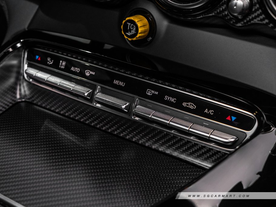https://i.i-sgcm.com/new_cars/cars/12403/12403_g107