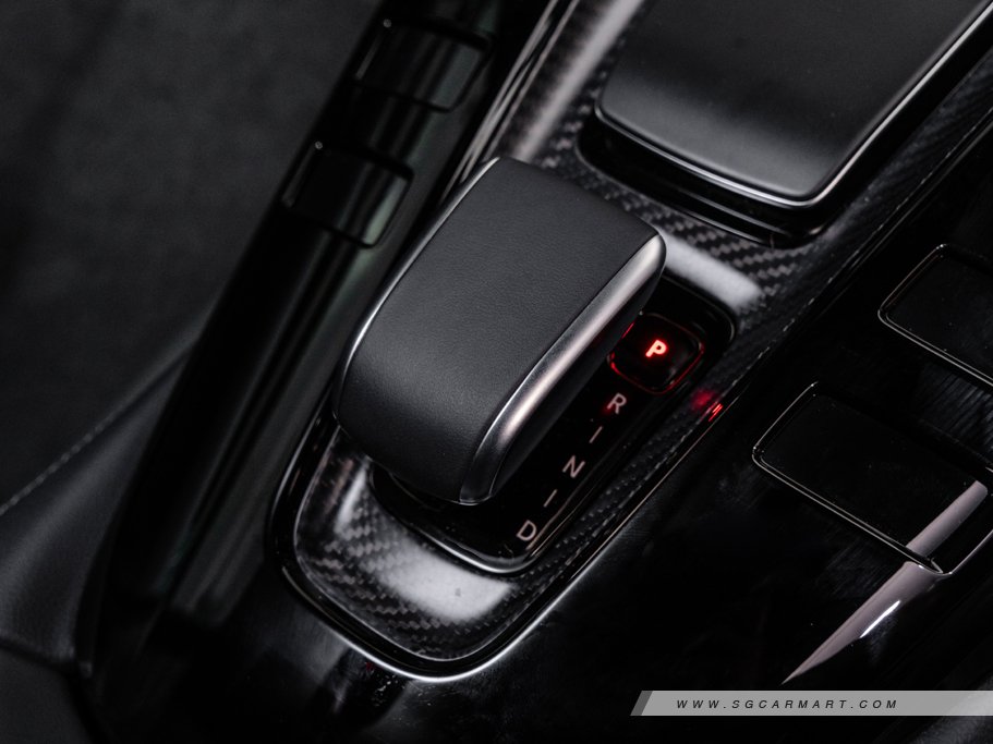 https://i.i-sgcm.com/new_cars/cars/12403/12403_g116