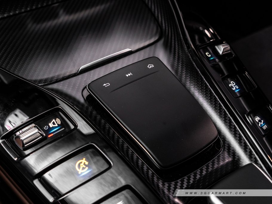 https://i.i-sgcm.com/new_cars/cars/12403/12403_g119