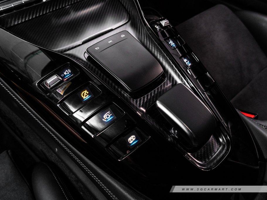 https://i.i-sgcm.com/new_cars/cars/12403/12403_g120