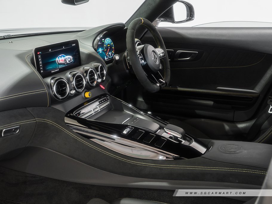 https://i.i-sgcm.com/new_cars/cars/12403/12403_g33