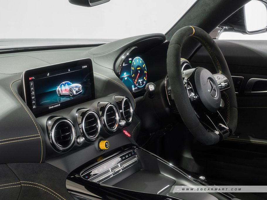 https://i.i-sgcm.com/new_cars/cars/12403/12403_g34