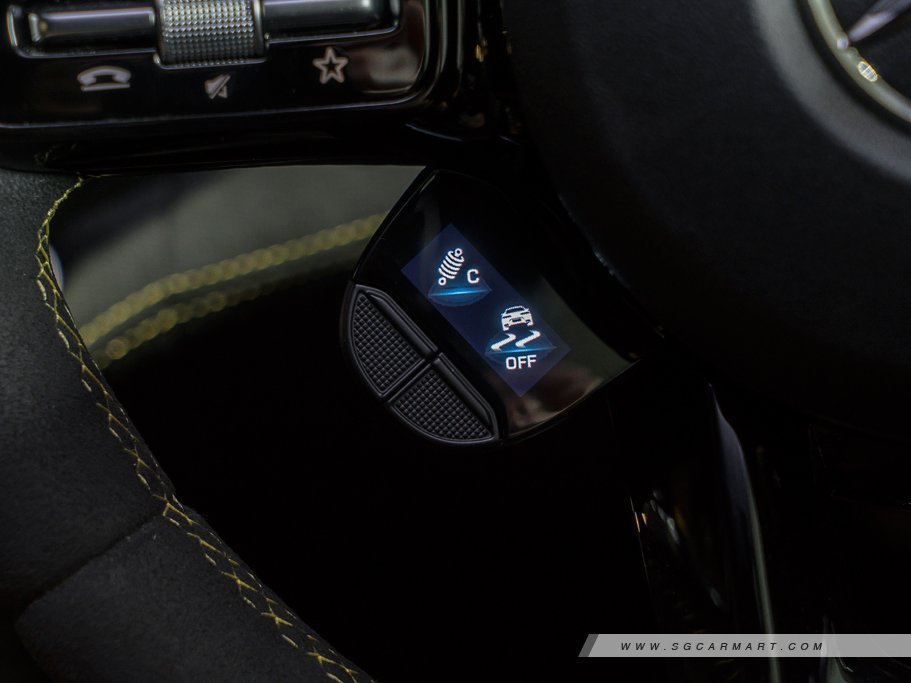 https://i.i-sgcm.com/new_cars/cars/12403/12403_g42