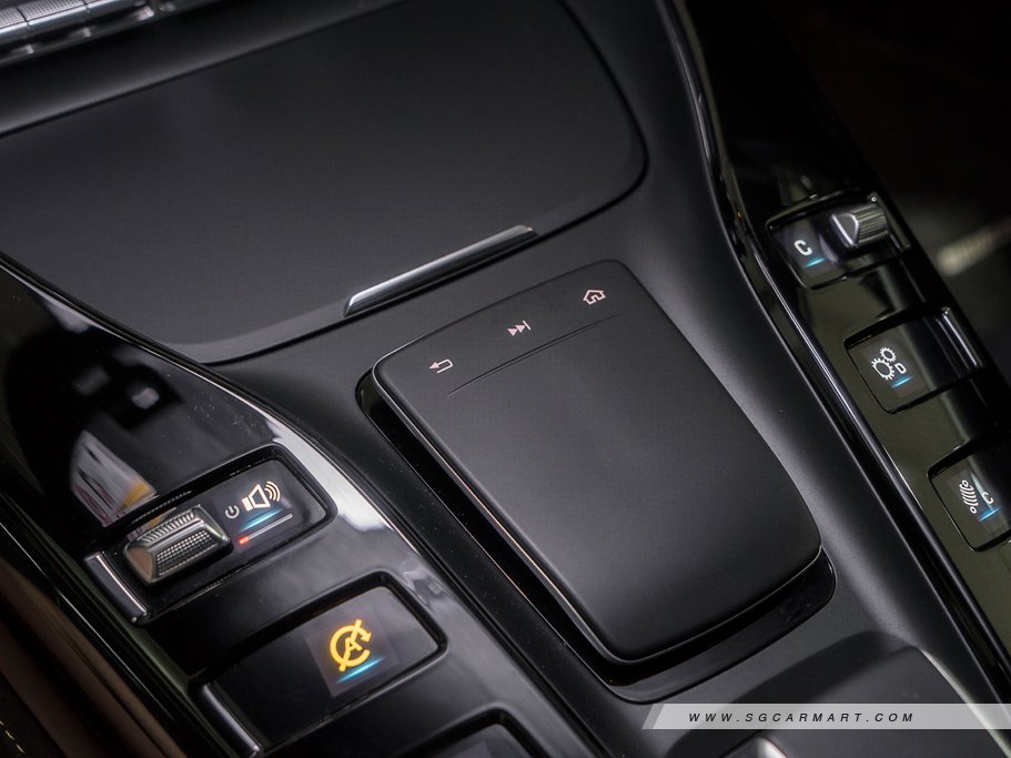 https://i.i-sgcm.com/new_cars/cars/12403/12403_g58