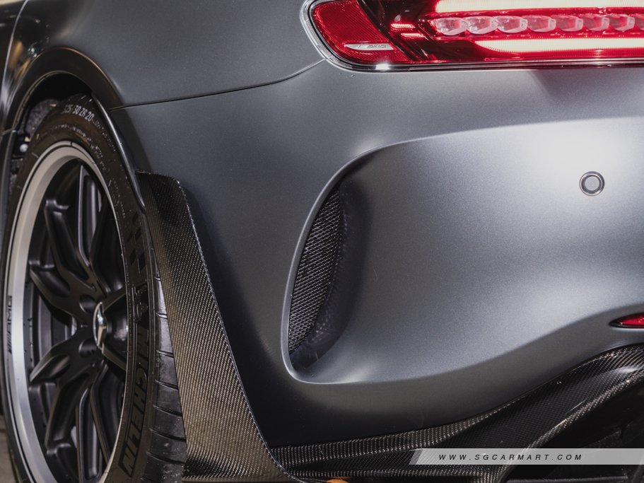 https://i.i-sgcm.com/new_cars/cars/12403/12403_g90